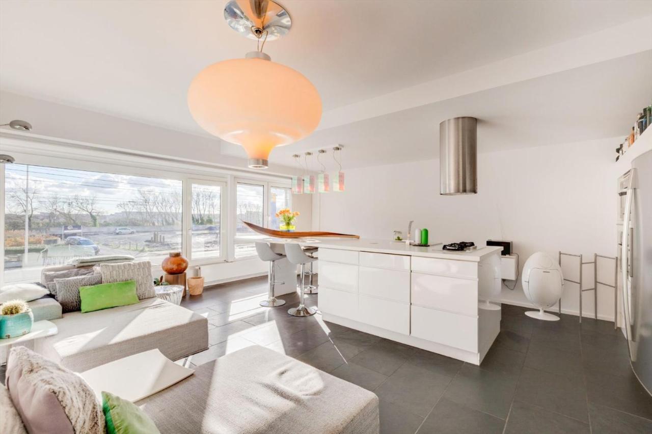 Luxueus Appartement 100 Stappen Van Zee En Strand Oostende Exteriör bild