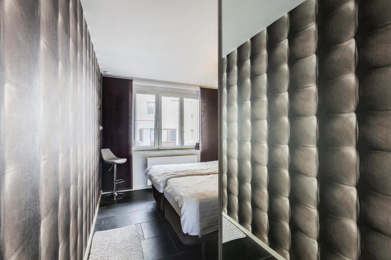 Luxueus Appartement 100 Stappen Van Zee En Strand Oostende Exteriör bild